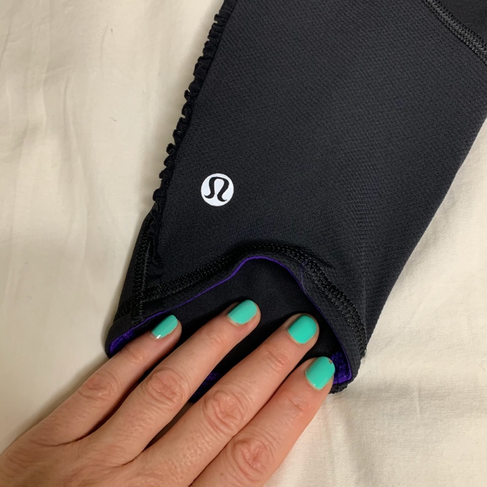 Lululemon Run Crop Size 4 Royal Purple/Black D15 - Picture 6 of 8